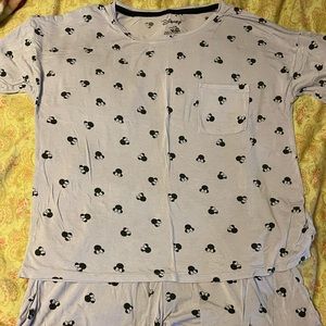 Disney pajamas top and shorts size M